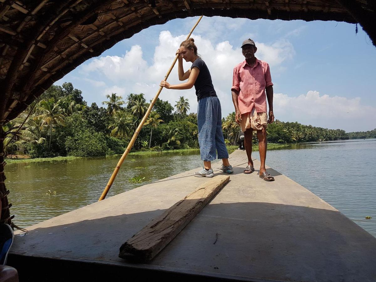 Valiyathayil Home Stay Kochi Eksteriør bilde